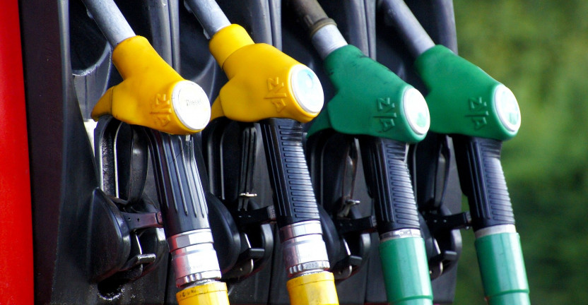 О ценах на автомобильное топливо в Ставропольском крае, регионах ЮФО и СКФО в октябре 2019 года