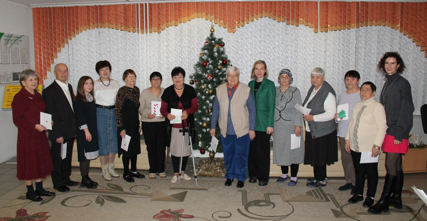 Ставропольские статистики поздравили с Новым Годом пожилых людей, проживающих в Ставропольском краевом геронтологическом центре
